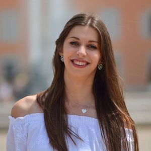 Meet your Posher, Chiara